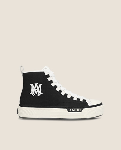 סניקרס גבוהות